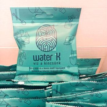 A Water-K csökkenti az öntözési igényt és optimalizálja a talaj vízháztartását. Segít megőrizni a növények egészségét és ellenállóképességét. Rendelj most!